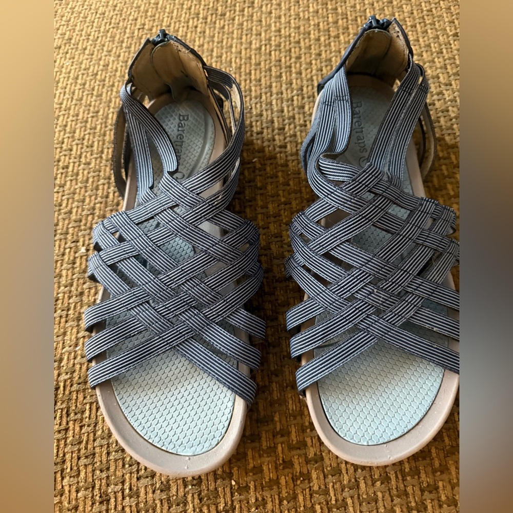 BareTraps blue strappy sandals, size 7.5